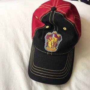 Universal Accessories - Harry Potter Gryffindor Hat Universal Accessories - Harry Potter Gryffindor Hat